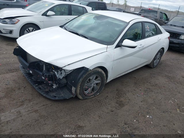 Hyundai Elantra Essential 2024 KMHLM4DG8RU797129 Image 2