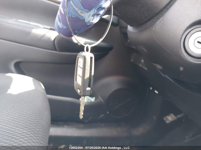 12652354 :رقم المزاد ، JN1BJ1AVXMW316503 vin ، 2021 Nissan Qashqai S مزاد بيع