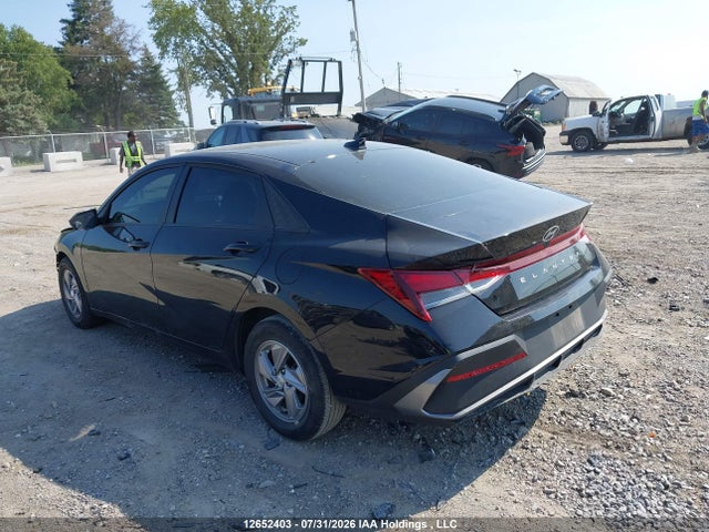 2025 Hyundai Elantra Essential მანქანა იყიდება აუქციონზე, vin: KMHLM4DG2SU920204, აუქციონის ნომერი: 12652403