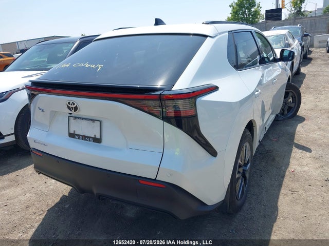 JTMADAFB3TJ017736 Toyota Bz Xle Awd