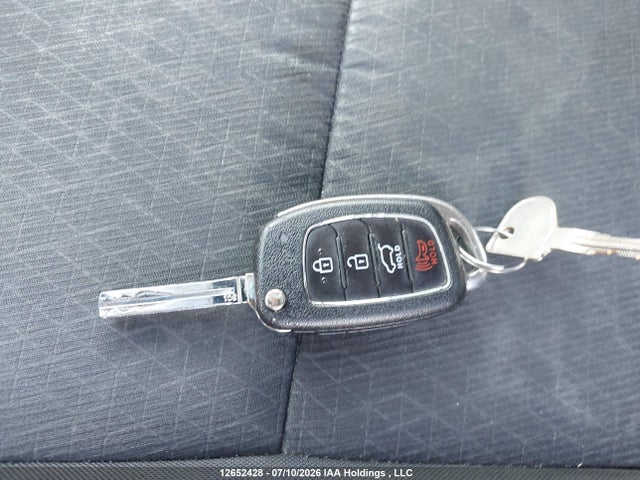 2016 Hyundai Tucson Premium მანქანა იყიდება აუქციონზე, vin: KM8J3CA47GU112095, აუქციონის ნომერი: 12652428