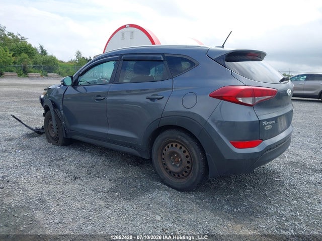 2016 Hyundai Tucson Premium მანქანა იყიდება აუქციონზე, vin: KM8J3CA47GU112095, აუქციონის ნომერი: 12652428