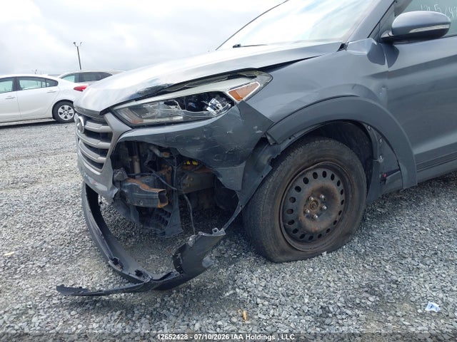 2016 Hyundai Tucson Premium მანქანა იყიდება აუქციონზე, vin: KM8J3CA47GU112095, აუქციონის ნომერი: 12652428