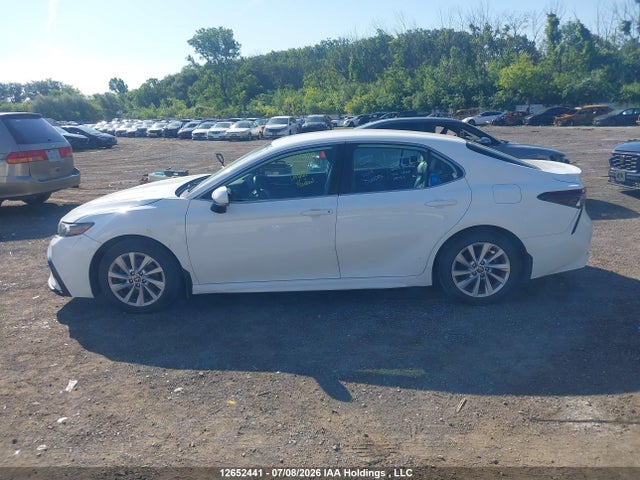 Продажа на аукционе авто 2021 Toyota Camry Se/se Night Shade, vin: 4T1G11AKXMU580692, номер лота: 12652441