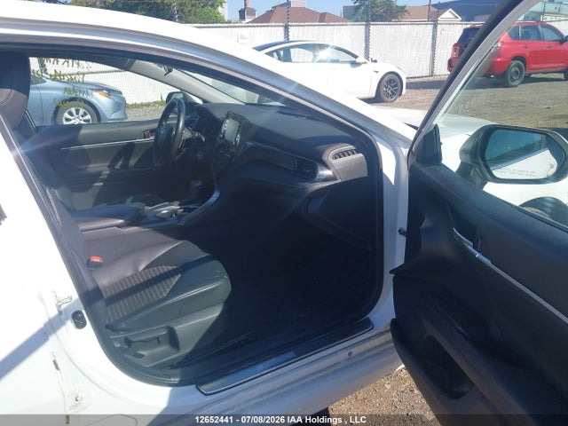 Продажа на аукционе авто 2021 Toyota Camry Se/se Night Shade, vin: 4T1G11AKXMU580692, номер лота: 12652441