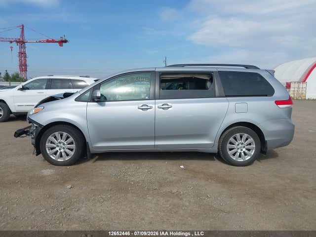 Продаж на аукціоні авто 2014 Toyota Sienna Xle 7 Passenger, vin: 5TDDK3DC5ES087349, номер лоту: 12652446