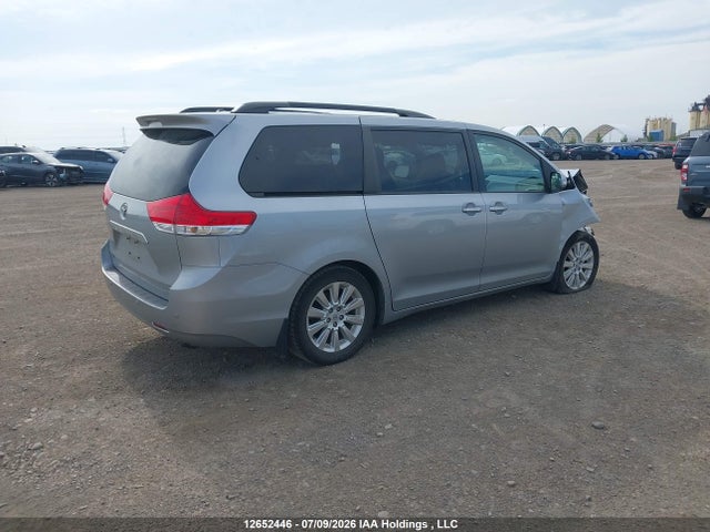 Продаж на аукціоні авто 2014 Toyota Sienna Xle 7 Passenger, vin: 5TDDK3DC5ES087349, номер лоту: 12652446