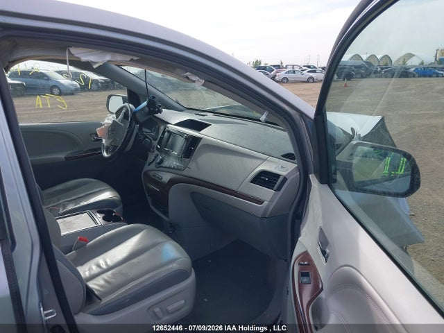 Продаж на аукціоні авто 2014 Toyota Sienna Xle 7 Passenger, vin: 5TDDK3DC5ES087349, номер лоту: 12652446