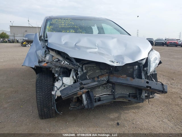 Продаж на аукціоні авто 2014 Toyota Sienna Xle 7 Passenger, vin: 5TDDK3DC5ES087349, номер лоту: 12652446