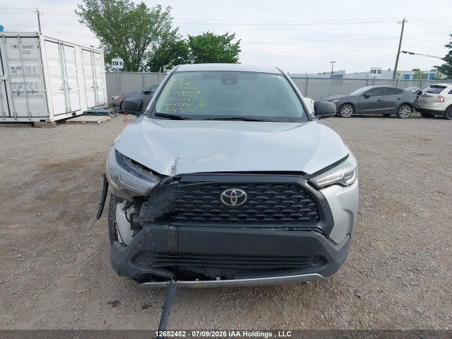 Продаж на аукціоні авто 2022 Toyota Corolla Cross L, vin: 7MUAAABG2NV030029, номер лоту: 12652452