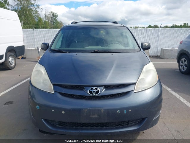 Aukcja sprzedaży 2010 Toyota Sienna Le V6, vin: 5TDZK4CC1AS338553, numer aukcji: 12652487