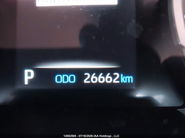 2T3Z1RFV3NW208369 Toyota RAV4 LE