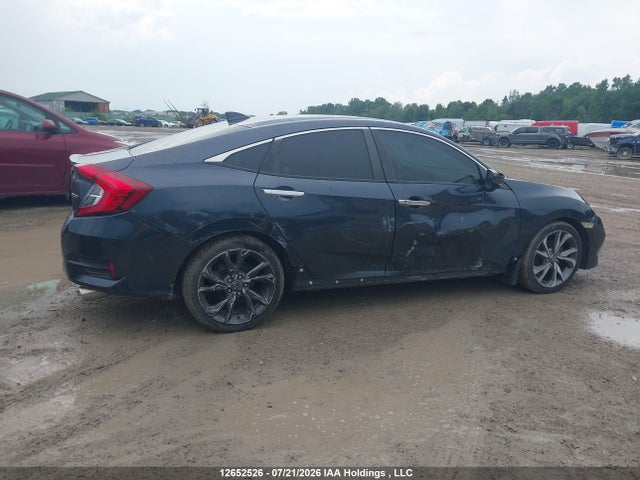 2019 Honda Civic Touring მანქანა იყიდება აუქციონზე, vin: 2HGFC1F95KH104156, აუქციონის ნომერი: 12652526