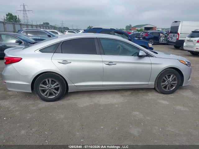 Hyundai Sonata 2016 5NPE24AF5GH412891 Image 13