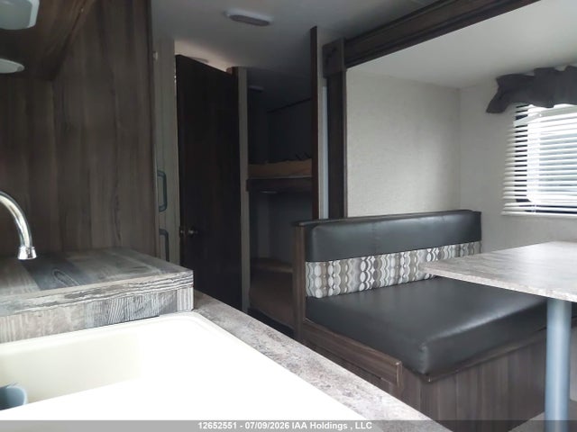 Coachmen Apex 2019 5ZT2CXHC6KL004402 Image 5