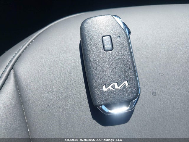 Продажа на аукционе авто 2025 Kia Niro Hev Ex/ex Premium, vin: KNDCR3LEXS5289549, номер лота: 12652554