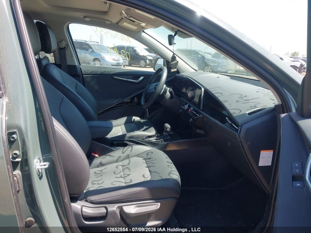 Продажа на аукционе авто 2025 Kia Niro Hev Ex/ex Premium, vin: KNDCR3LEXS5289549, номер лота: 12652554