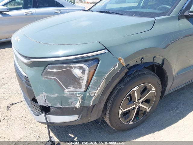 Продажа на аукционе авто 2025 Kia Niro Hev Ex/ex Premium, vin: KNDCR3LEXS5289549, номер лота: 12652554