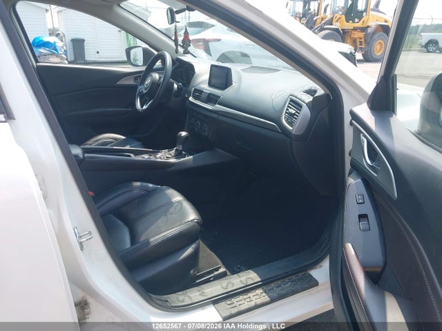Mazda 3 SE 2017 JM1BN1T77H1151951 Image 5
