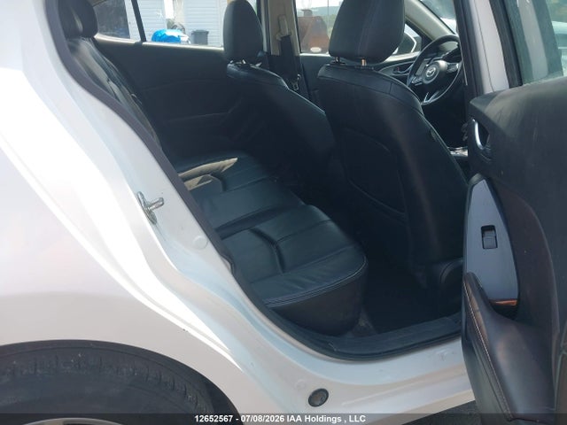 Mazda 3 SE 2017 JM1BN1T77H1151951 Image 8