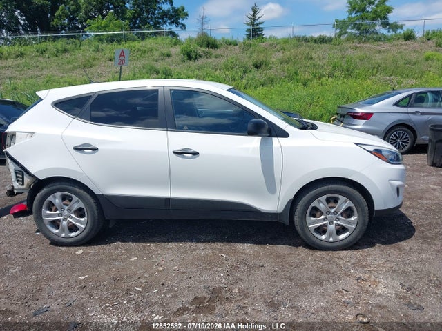 Hyundai TUCSON GLS 2015 KM8JT3AF2FU115230 Image 14