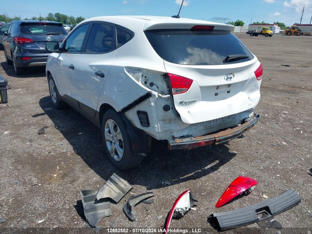 Hyundai TUCSON GLS 2015 KM8JT3AF2FU115230 Image 3
