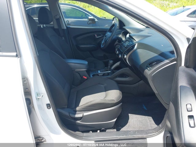 Hyundai TUCSON GLS 2015 KM8JT3AF2FU115230 Image 5