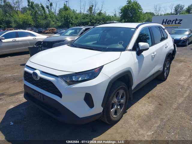 Toyota RAV4 LE 2024 2T3BWRFV5RW198839 Image 2