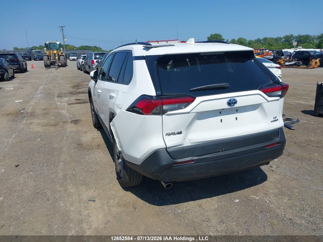 Toyota RAV4 LE 2024 2T3BWRFV5RW198839 Image 3