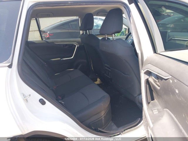 Toyota RAV4 LE 2024 2T3BWRFV5RW198839 Image 8