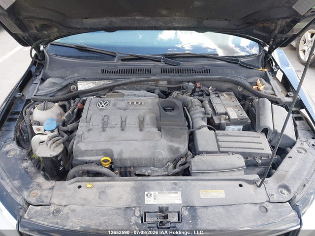 2015 Volkswagen Jetta Tdi მანქანა იყიდება აუქციონზე, vin: 3VWLA7AJ4FM266179, აუქციონის ნომერი: 12652590