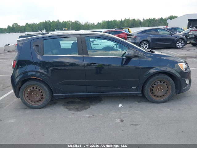 12652594 :رقم المزاد ، 1G1JH6SB8F4122503 vin ، 2015 Chevrolet Sonic Rs مزاد بيع