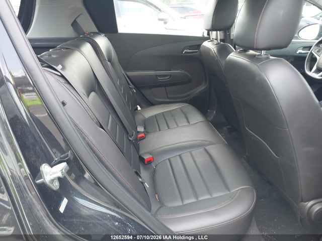 12652594 :رقم المزاد ، 1G1JH6SB8F4122503 vin ، 2015 Chevrolet Sonic Rs مزاد بيع