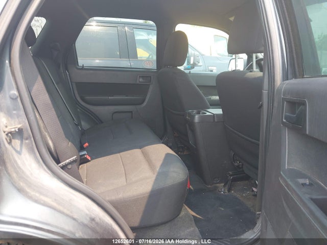 12652601 :رقم المزاد ، 1FMCU037X9KA98235 vin ، 2009 Ford Escape Xlt مزاد بيع
