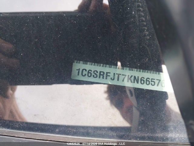 RAM 1500 Laramie 2019 1C6SRFJT7KN665761 Image 19