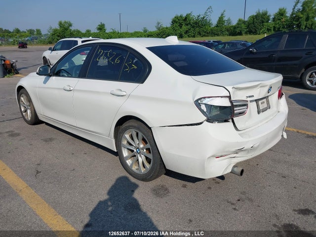 Auction sale of the 2016 Bmw 320i Xdrive, vin: WBA8A3C51GK689597, lot number: 12652637