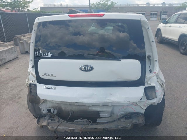 2018 Kia Soul მანქანა იყიდება აუქციონზე, vin: KNDJN2A26J7514977, აუქციონის ნომერი: 12652683