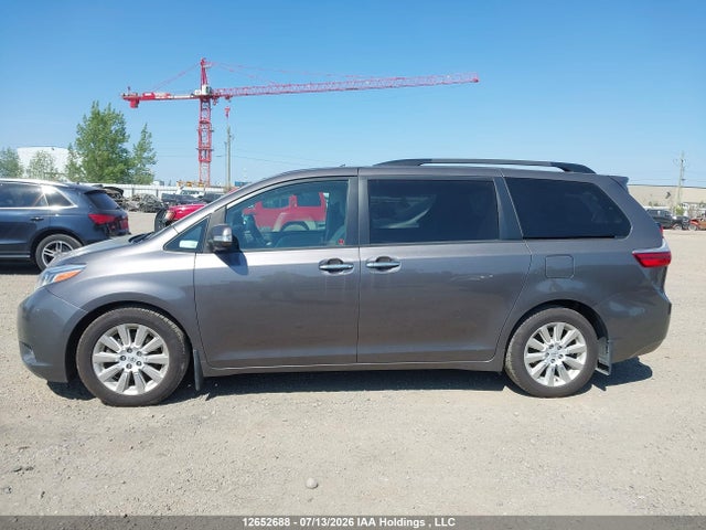 12652688 :رقم المزاد ، 5TDYK3DC0FS599457 vin ، 2015 Toyota Sienna Limited 7-passenger مزاد بيع