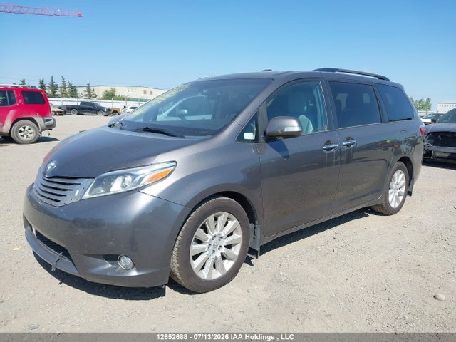 12652688 :رقم المزاد ، 5TDYK3DC0FS599457 vin ، 2015 Toyota Sienna Limited 7-passenger مزاد بيع