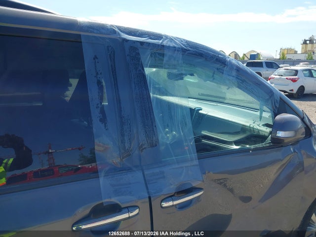 12652688 :رقم المزاد ، 5TDYK3DC0FS599457 vin ، 2015 Toyota Sienna Limited 7-passenger مزاد بيع