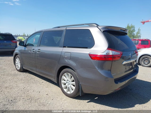 12652688 :رقم المزاد ، 5TDYK3DC0FS599457 vin ، 2015 Toyota Sienna Limited 7-passenger مزاد بيع