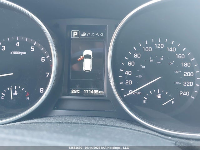 2017 Hyundai Santa Fe Xl მანქანა იყიდება აუქციონზე, vin: KM8SNDHF0HU181966, აუქციონის ნომერი: 12652690
