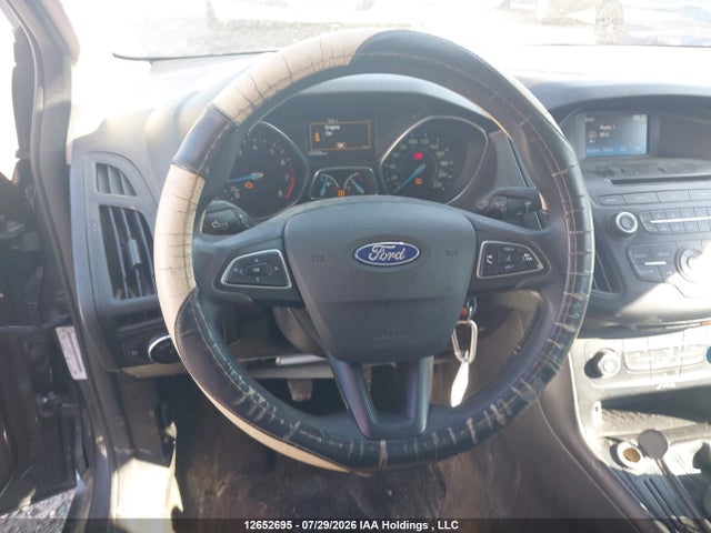 2017 Ford Focus S მანქანა იყიდება აუქციონზე, vin: 1FADP3E27HL250439, აუქციონის ნომერი: 12652695