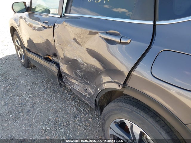 Honda CR-V LX 2021 2HKRW2H25MH212411 Image 18