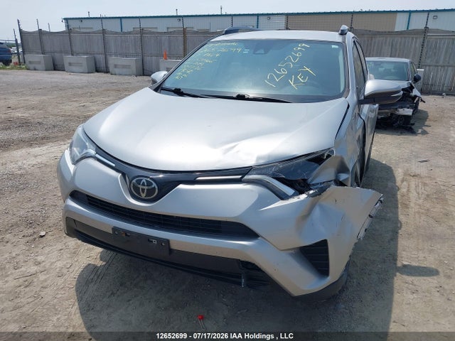 Toyota RAV4 LE 2017 2T3BFREV4HW571966 Image 2