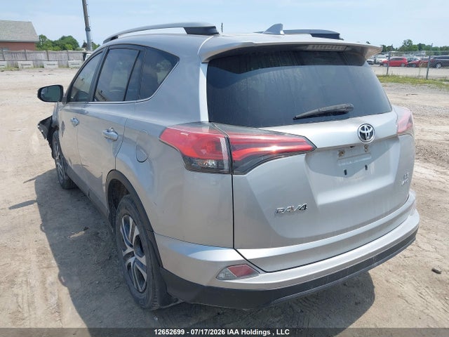 Toyota RAV4 LE 2017 2T3BFREV4HW571966 Image 3
