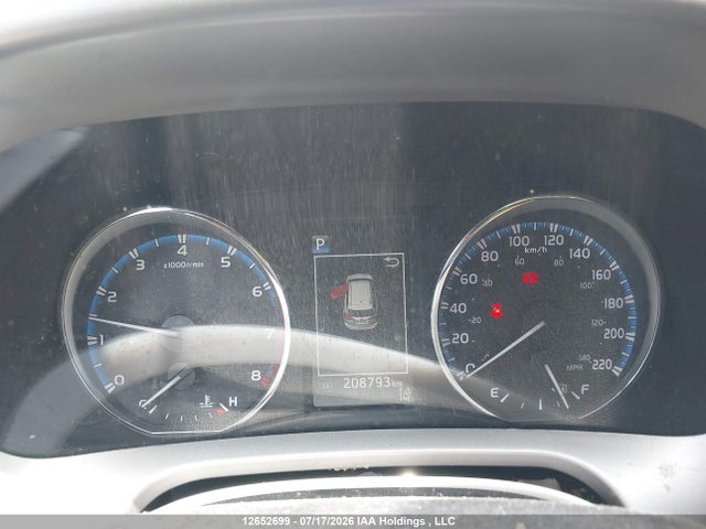 Toyota RAV4 LE 2017 2T3BFREV4HW571966 Image 7