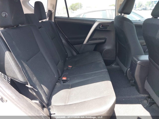 Toyota RAV4 LE 2017 2T3BFREV4HW571966 Image 8