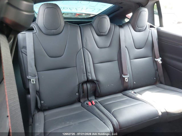Tesla MODEL X 2026 7SAXCDE58TF477950 Image 8