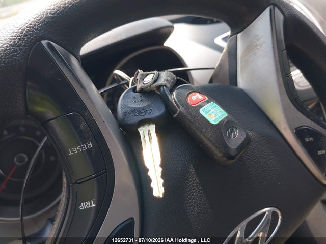 12652731 :رقم المزاد ، 5NPDH4AE1CH108761 vin ، 2012 Hyundai Elantra Gls/limited مزاد بيع